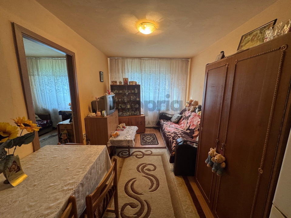 Apartament 2 camere de vânzare – Brașov, Cartierul Florilor