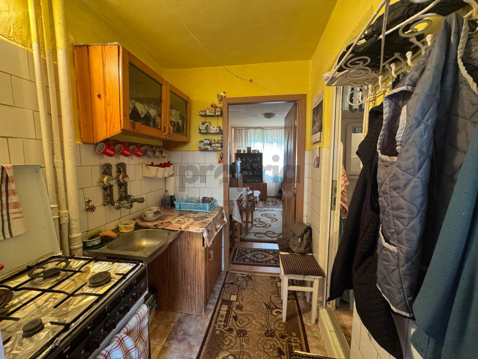 Apartament 2 camere de vânzare – Brașov, Cartierul Florilor