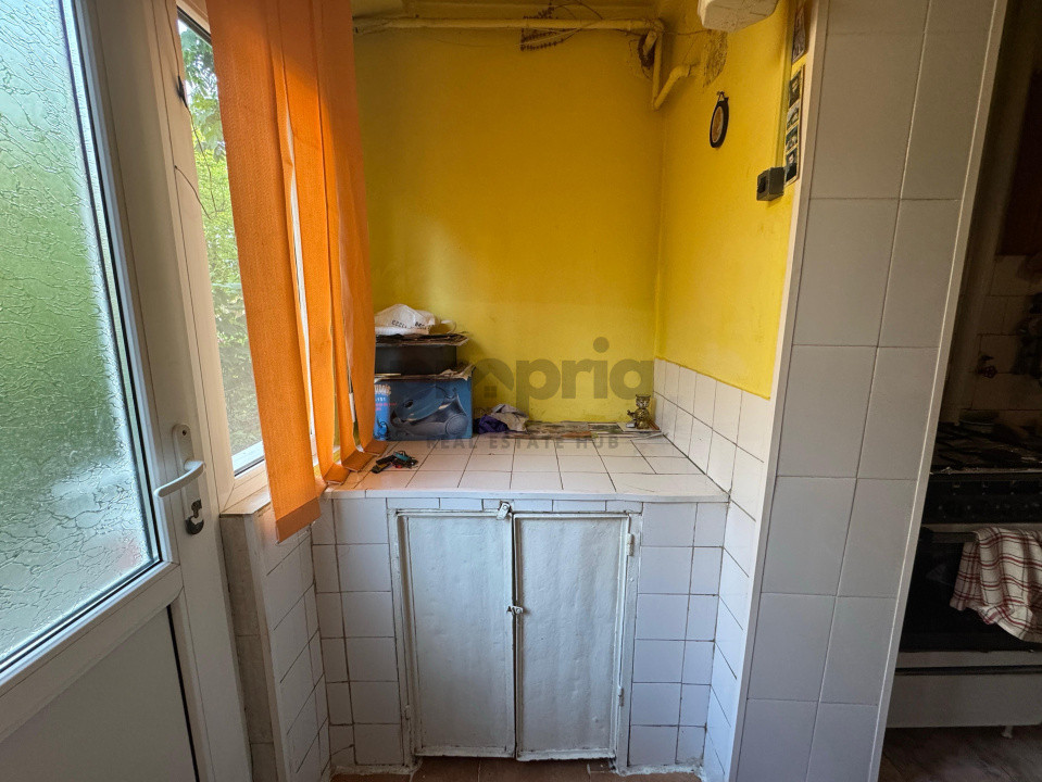 Apartament 2 camere de vânzare – Brașov, Cartierul Florilor