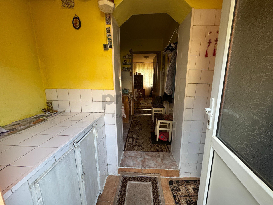 Apartament 2 camere de vânzare – Brașov, Cartierul Florilor