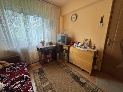 Apartament 2 camere de vânzare – Brașov, Cartierul Florilor