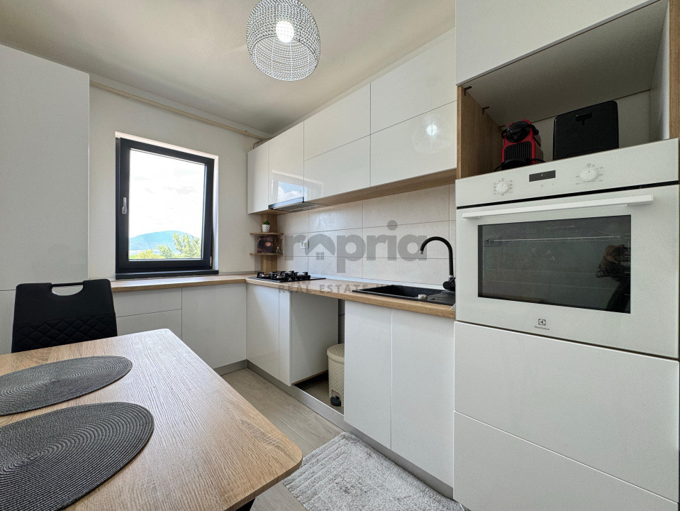 Apartament 2 Camere Decomandat de Vânzare – Complex Lebay, Ghimbav