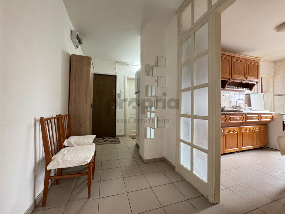 De închiriat | 2 camere decomandat | Răcădău | Zonă liniștită