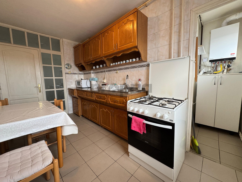 De închiriat | 2 camere decomandat | Răcădău | Zonă liniștită