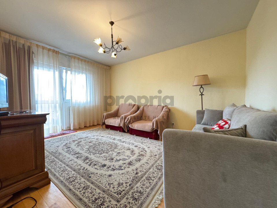 De închiriat | 2 camere decomandat | Răcădău | Zonă liniștită