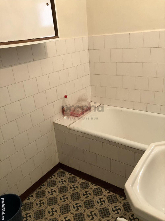Apartament 3 camere decomandat– Str. Bisericii Române, lângă Operă
