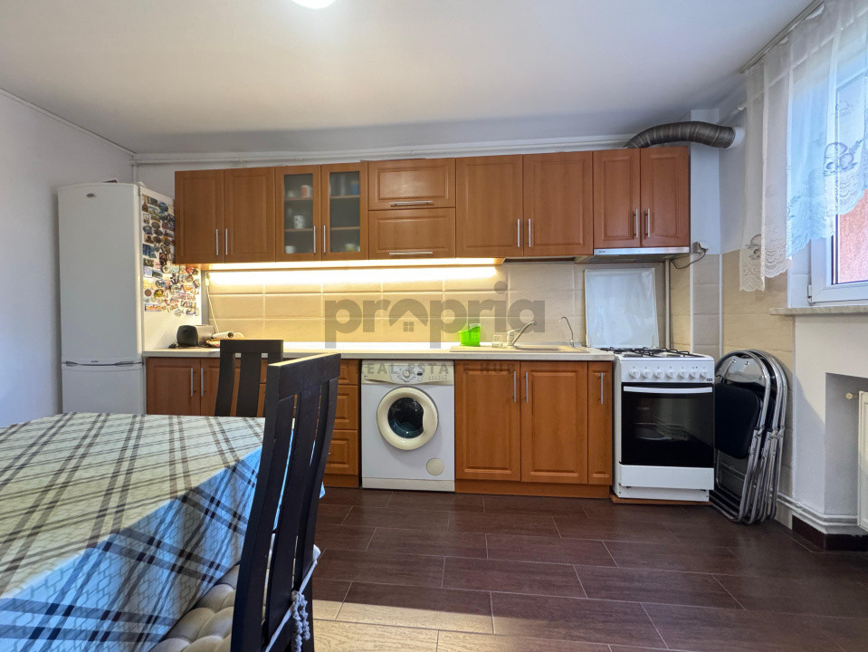 De vânzare apartament – Brașov, cartierul Scriitorilor