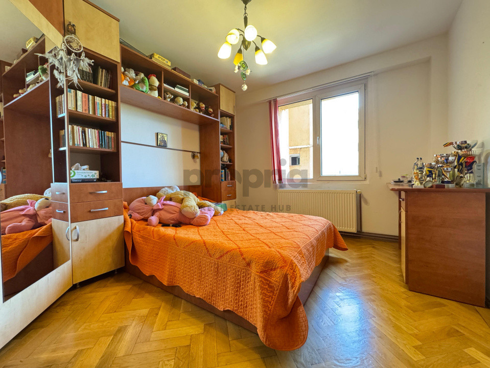 De vânzare apartament – Brașov, cartierul Scriitorilor