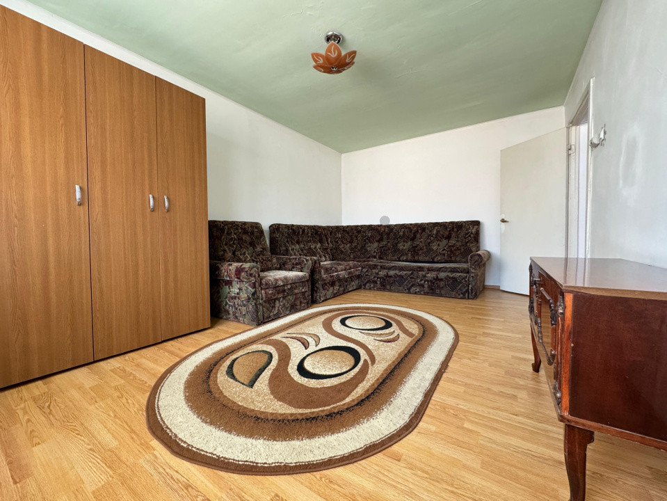 Apartament 3 camere, decomandat, Str. Fanionului 25, Craiter