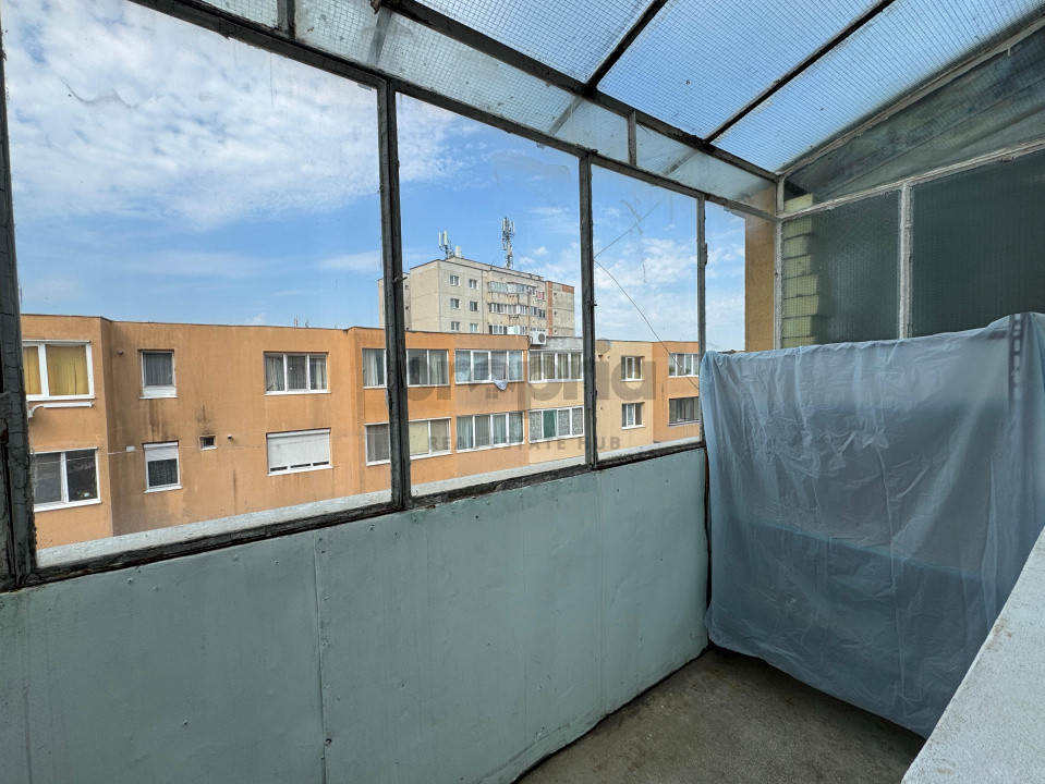 Apartament 3 camere, decomandat, Str. Fanionului 25, Craiter
