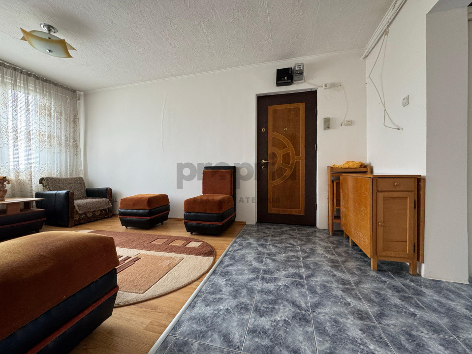 Apartament 3 camere, decomandat, Str. Fanionului 25, Craiter