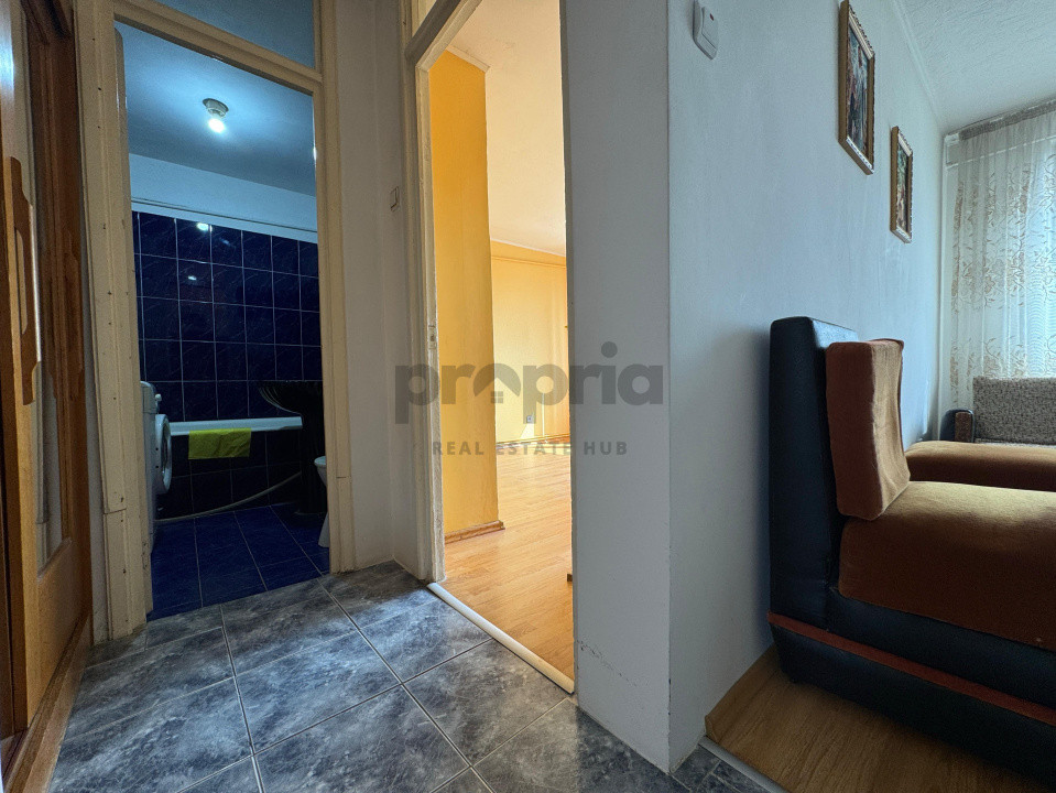 Apartament 3 camere, decomandat, Str. Fanionului 25, Craiter