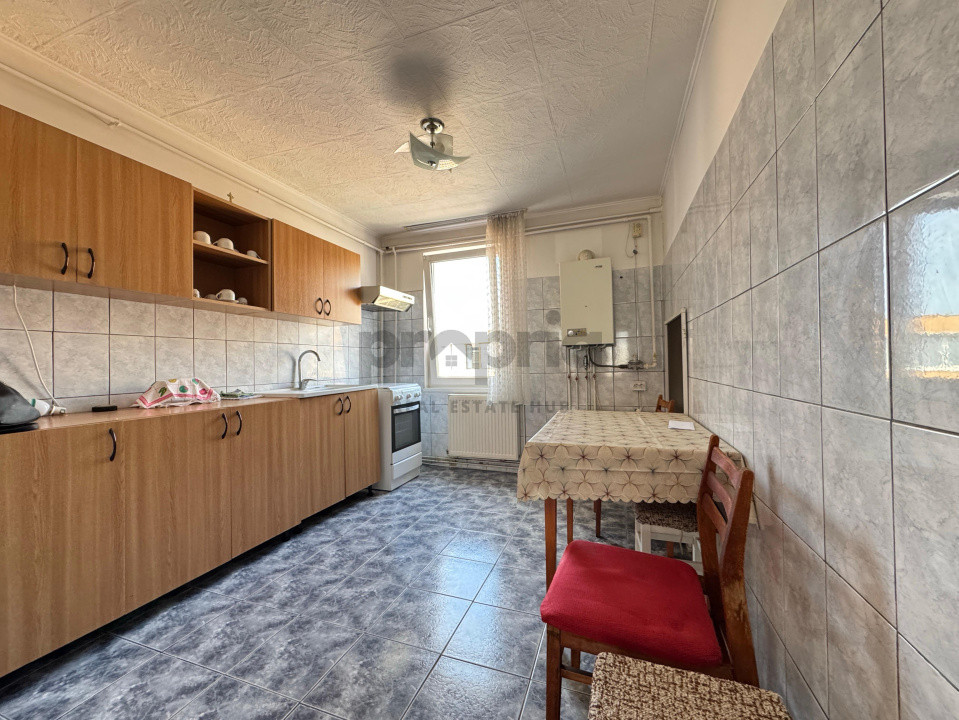 Apartament 3 camere, decomandat, Str. Fanionului 25, Craiter