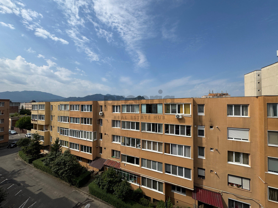 Apartament 3 camere, decomandat, Str. Fanionului 25, Craiter