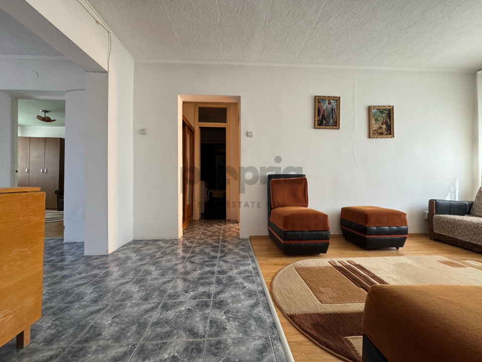 Apartament 3 camere, decomandat, Str. Fanionului 25, Craiter