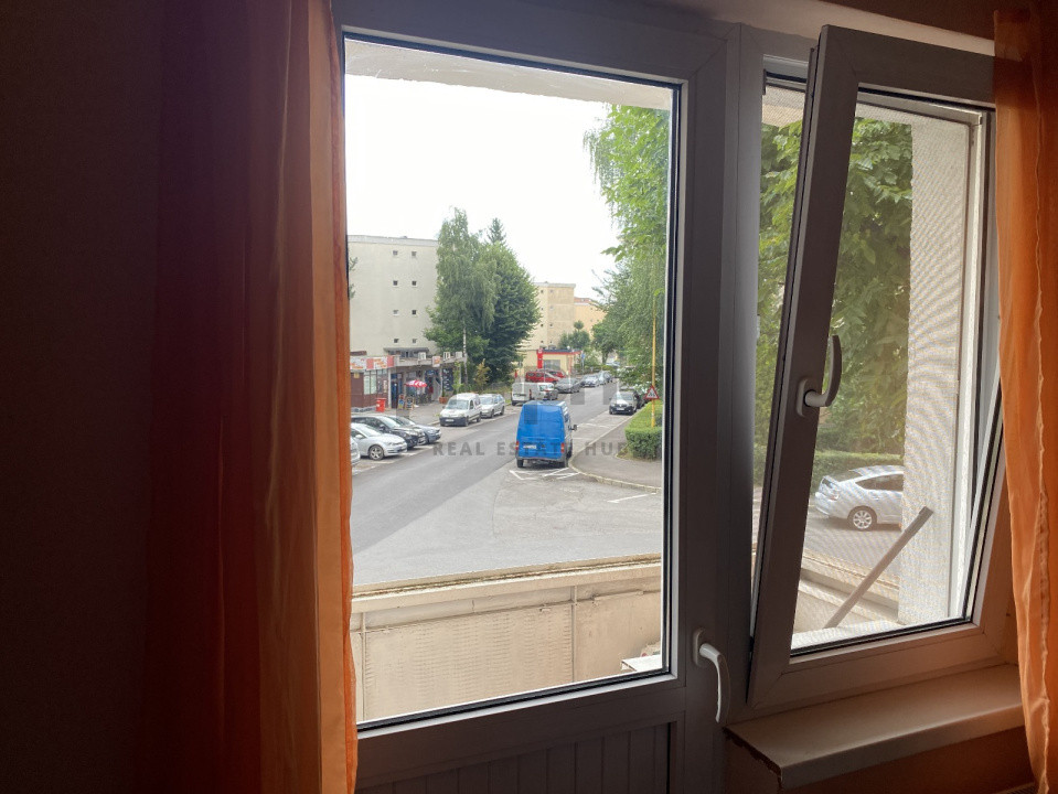 De închiriat 3 camere | Astra – Str. Barbu Lăutaru | Mobilat | Etaj 1