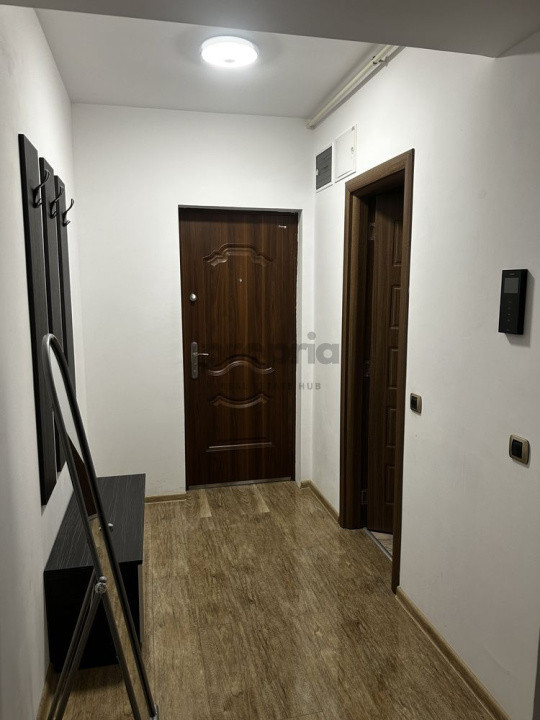 Garsonieră de închiriat – Isaran Residence, Tractorul | Mobilată și utilată