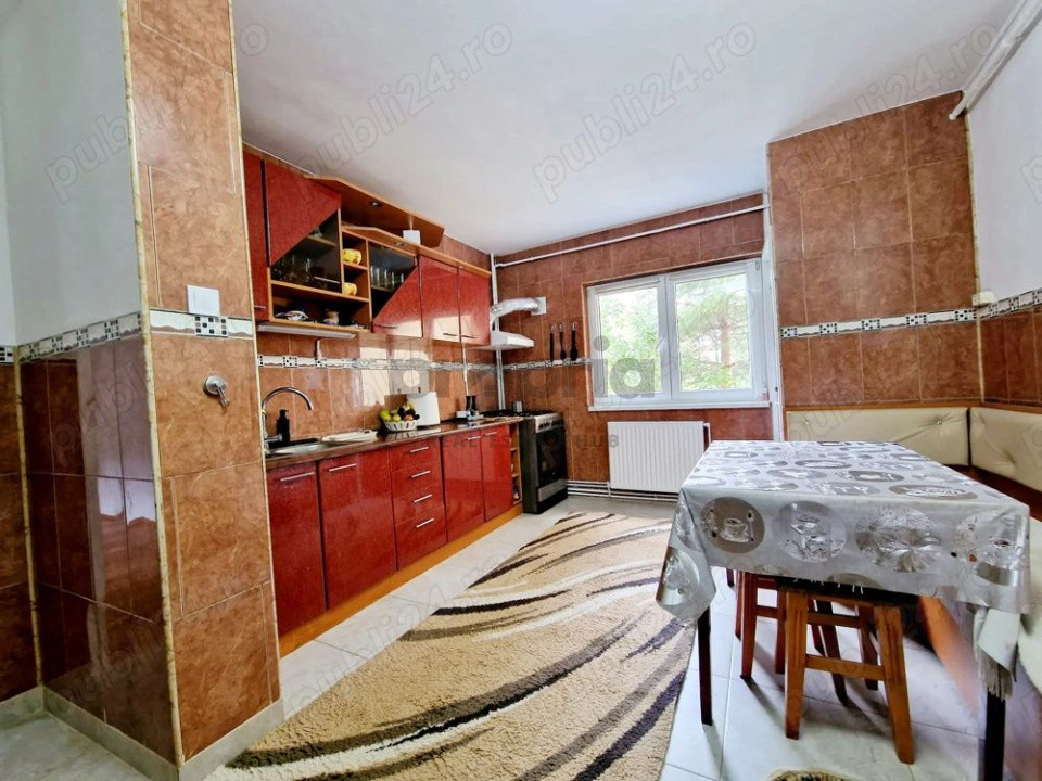 Apartament 3 camere de închiriat – Brașov, Răcădău | 74 mp | Etaj 1